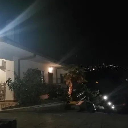فندق مبيت وإفطار Kalispera *